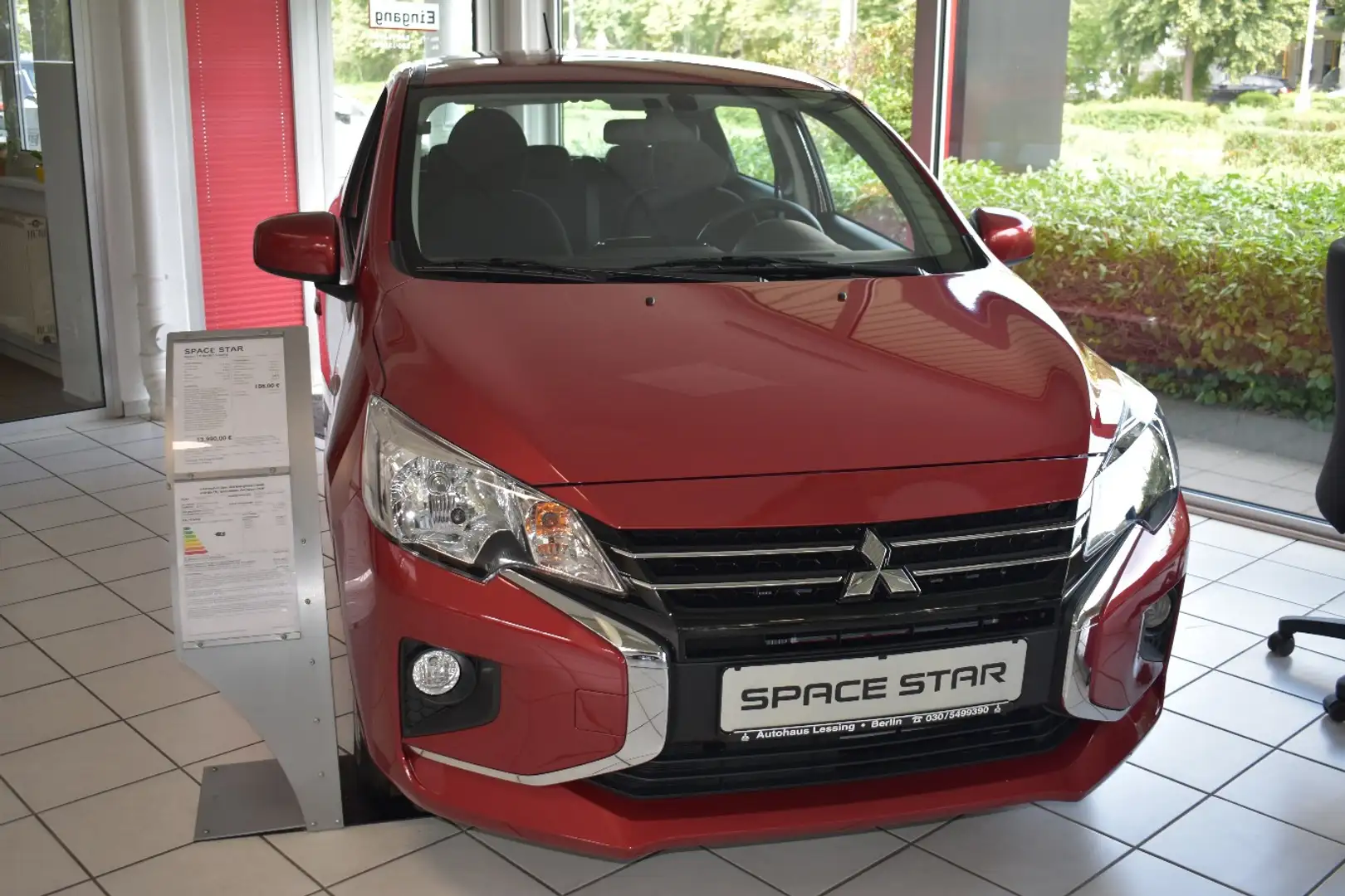 Mitsubishi Space Star Select 1.2 MIVEC 5-Gang Rouge - 1