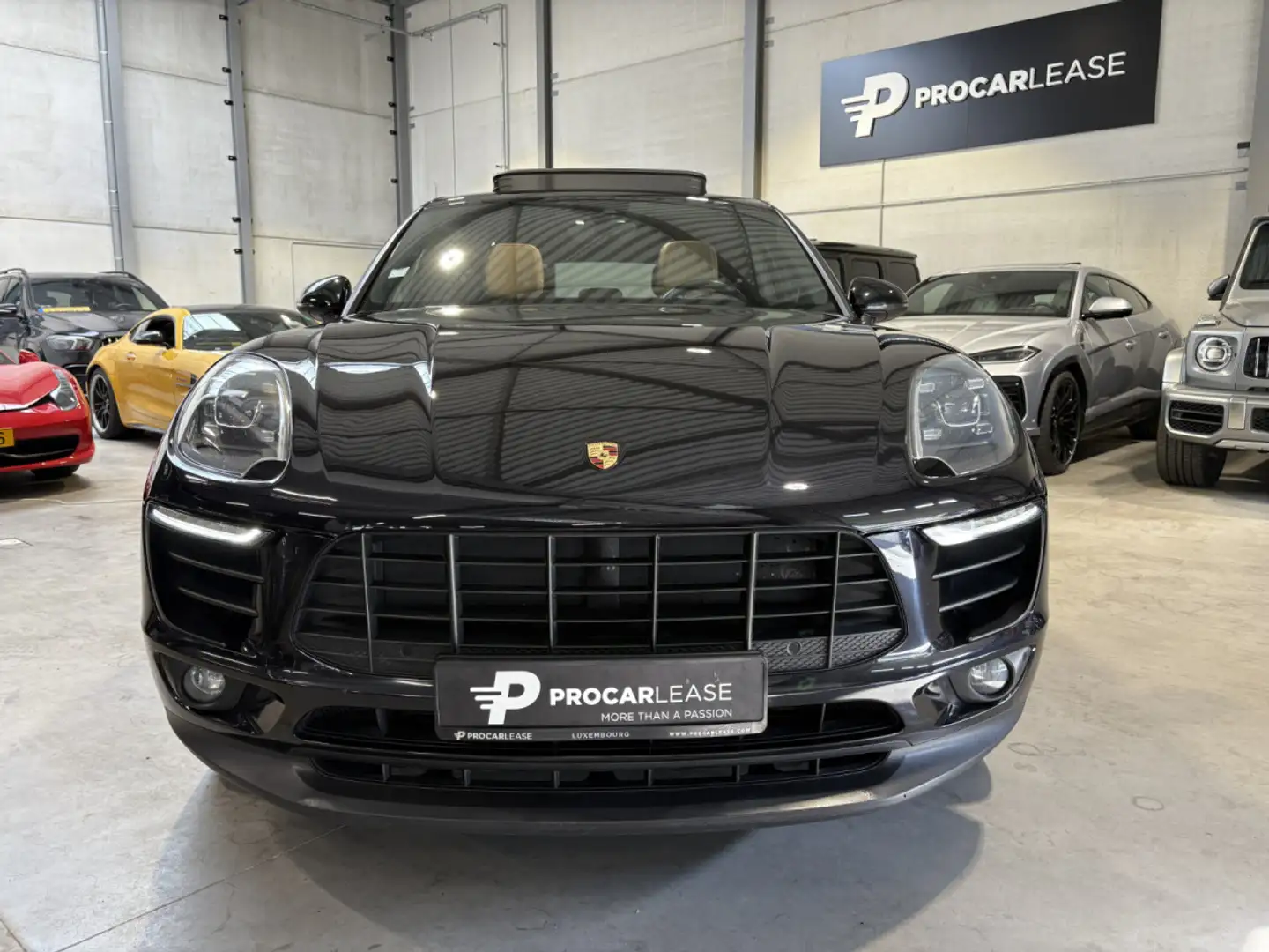 Porsche Macan Macan S /21 Turbo Design/BOSE/CarPlay/Toit Ouvrant Noir - 2