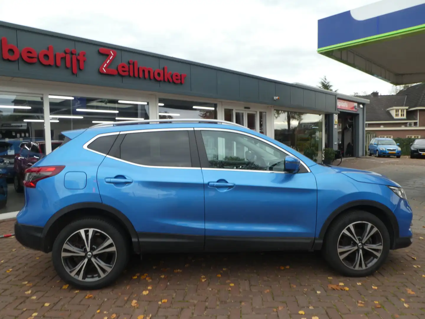 Nissan Qashqai 1.2 Business Edition Pano dak, 360 Camera, Trekhaa Blauw - 2