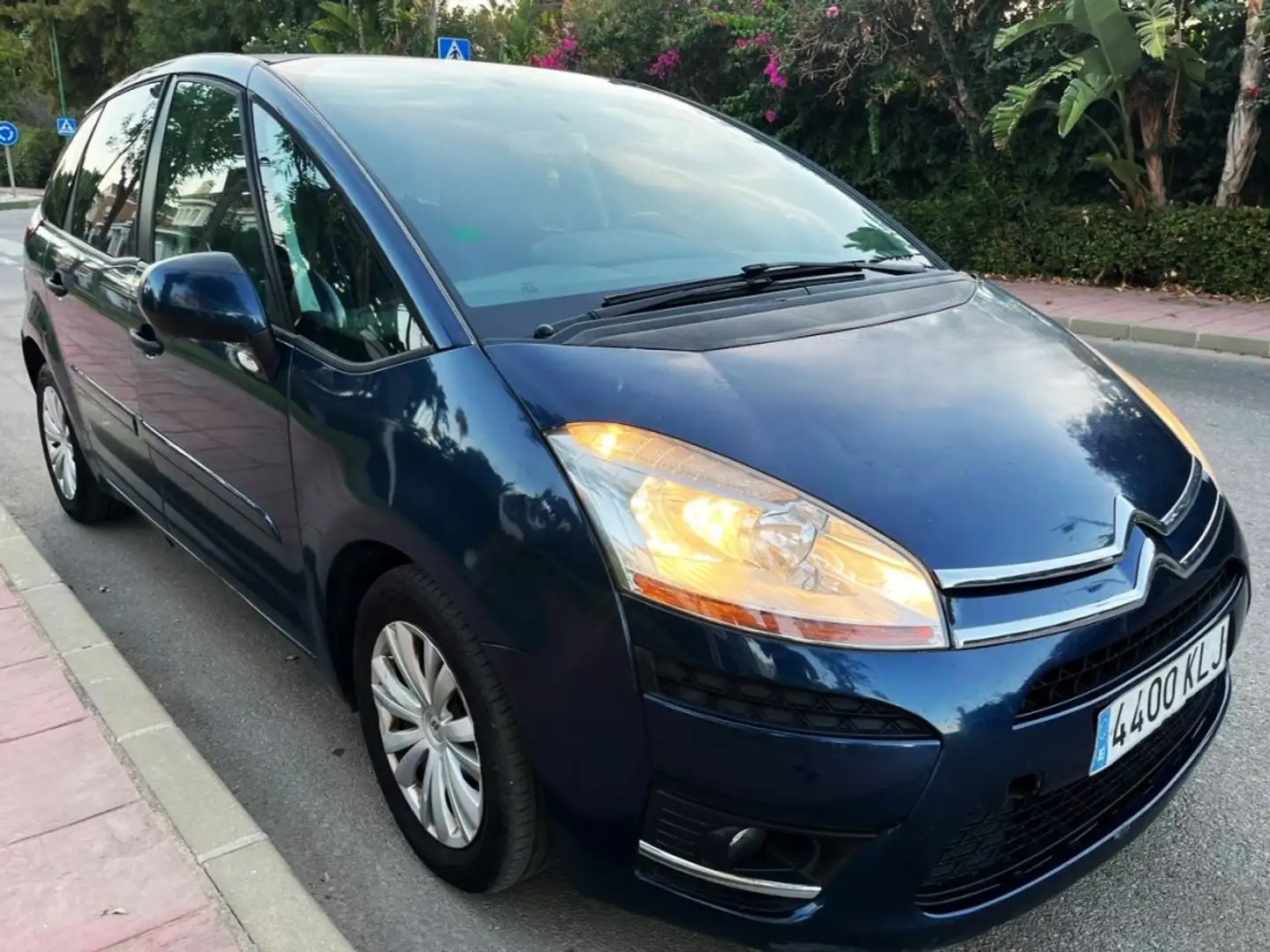 Citroen C4 Monovolumen Automático de 5 Puertas Azul - 1