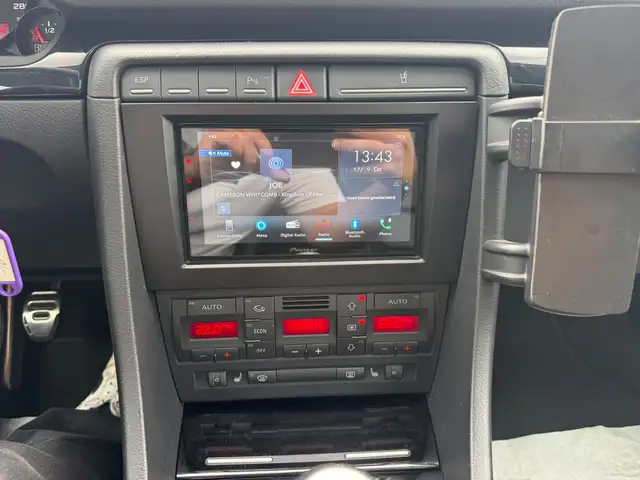 Audi RS4 view 21