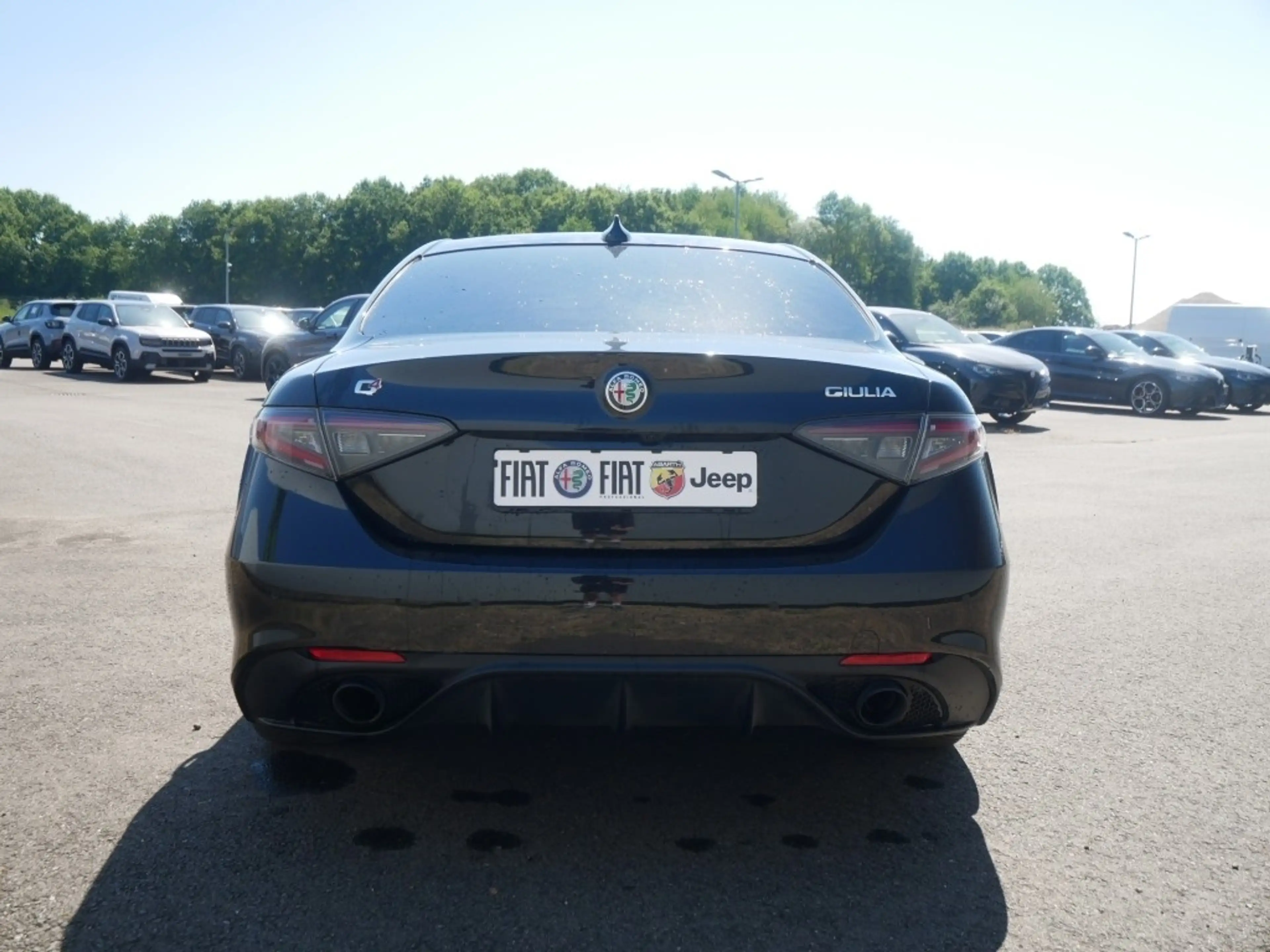 Alfa Romeo Giulia VELOCE 2.0 TURBO 16V 280 PS AT TECHNOLOGIE — photo 4