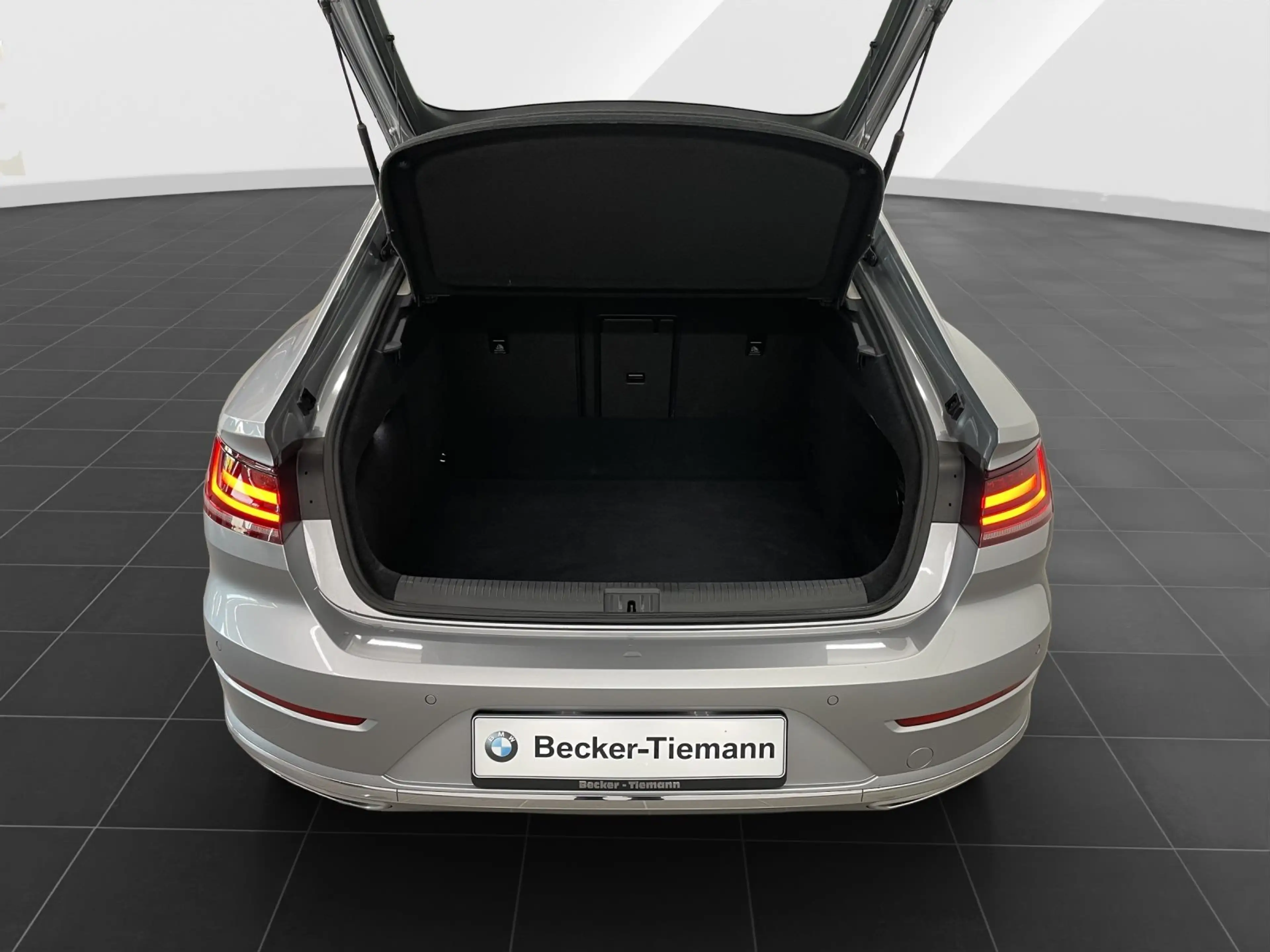 Volkswagen Arteon Elegance — photo 14