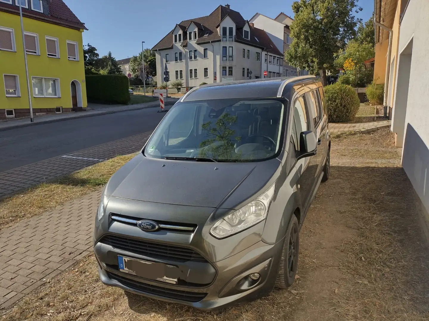 Ford Tourneo Connect 1.5 TDCi Aut. Start-Stop Titanium - 1