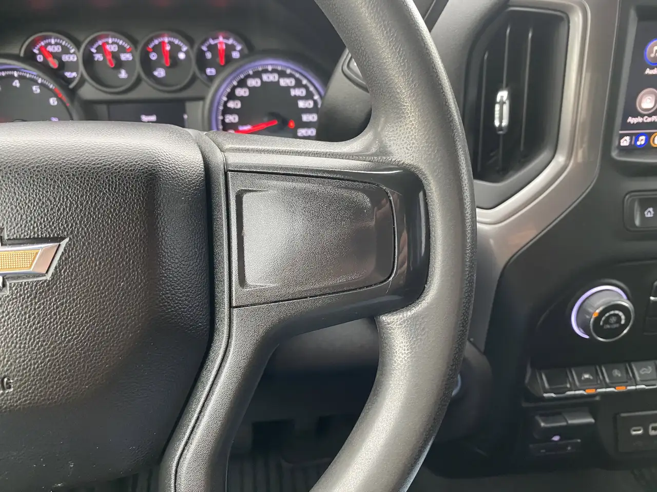 Chevrolet Silverado 1500 снимка Chevrolet Silverado 1500