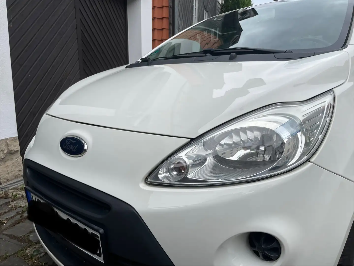 Ford Ka/Ka+ Ka 1.2 Start-Stopp-System Trend -Iconic - wenig Km Weiß - 2