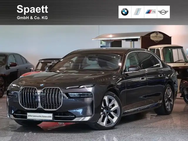 Bmw 740 d xDrive Design Pure Excellence DrivAssProf 360° 2