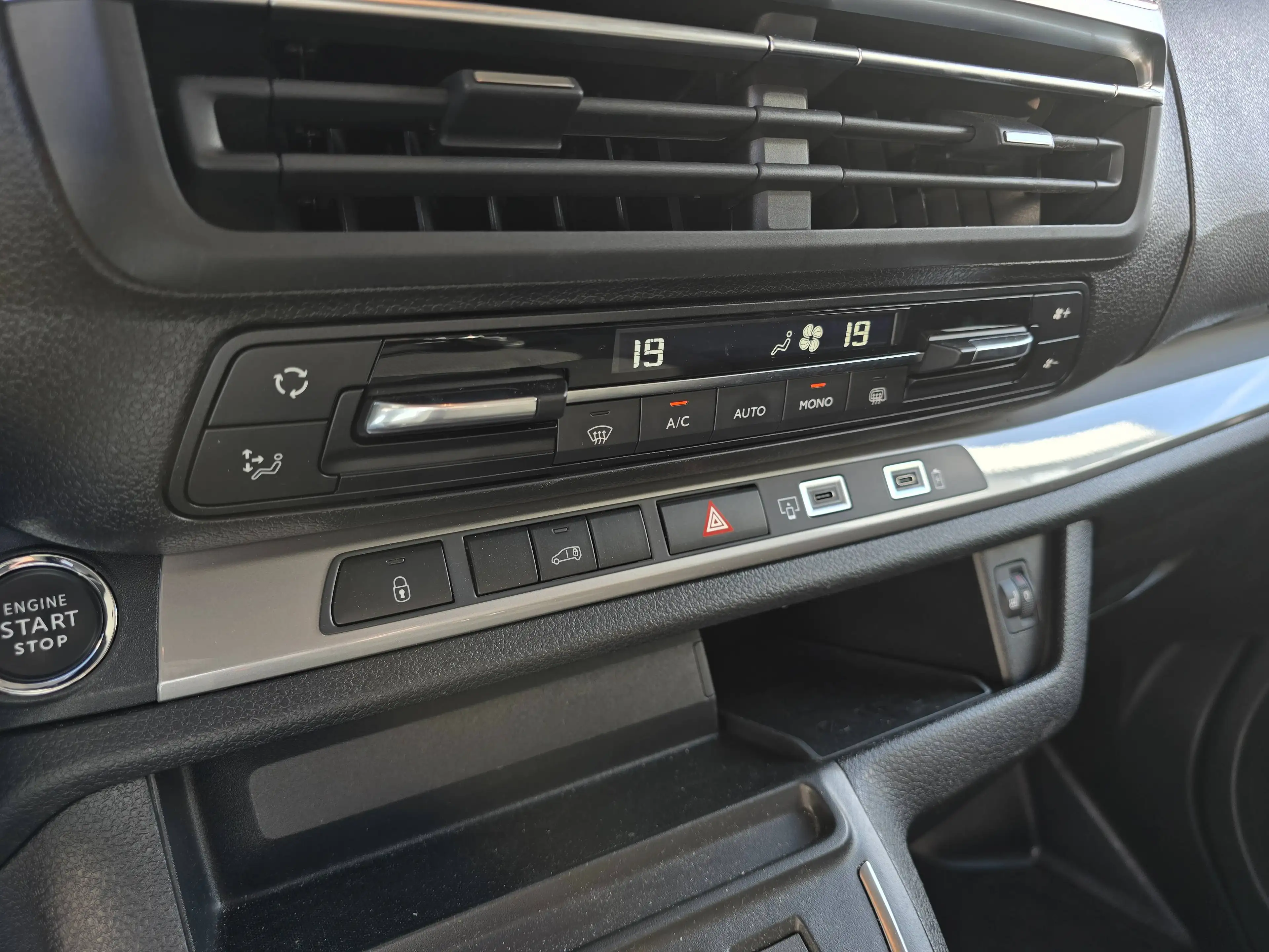 Peugeot Expert AUTOMAAT — photo 15