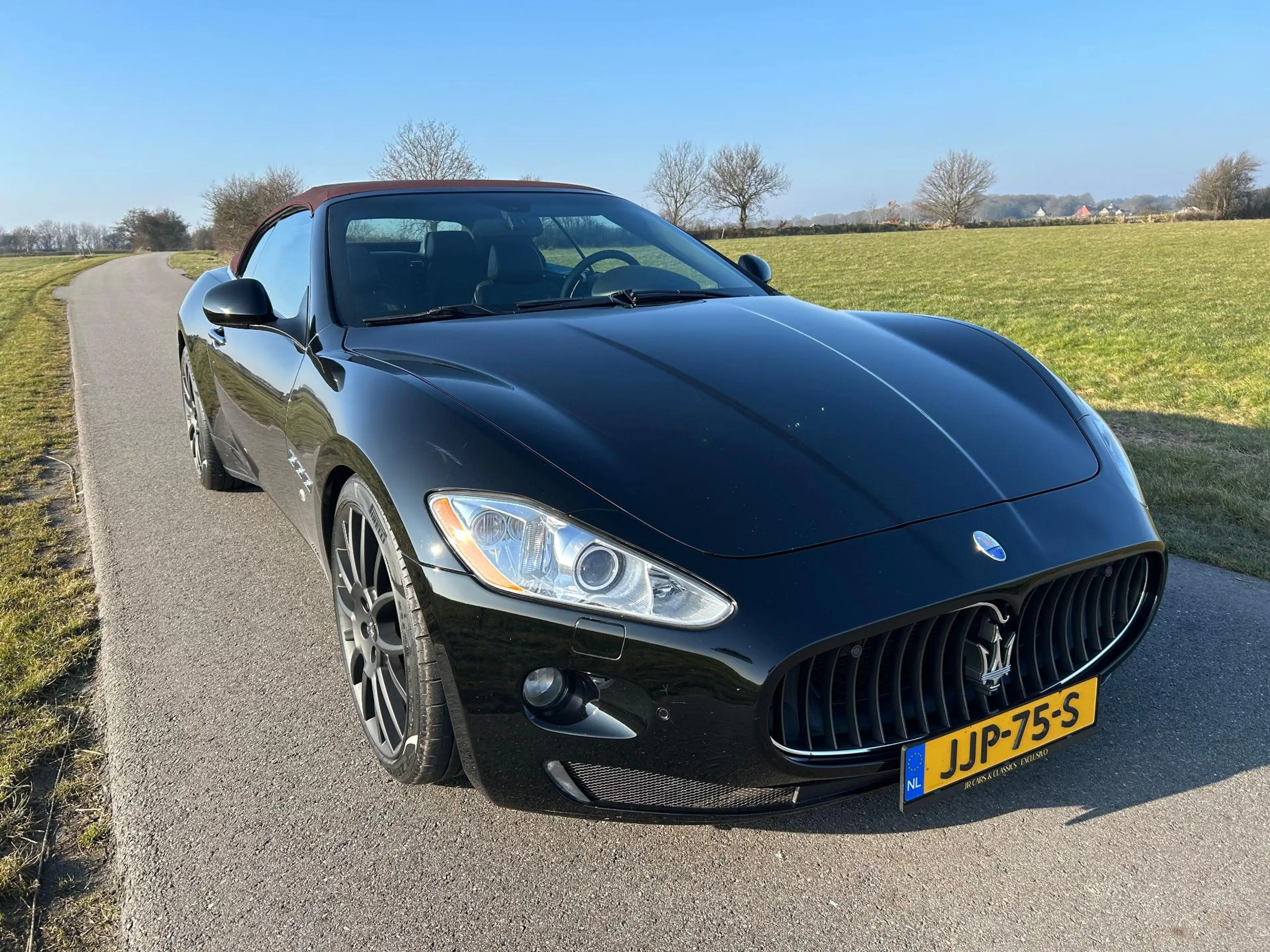 Maserati GranCabrio 4.7