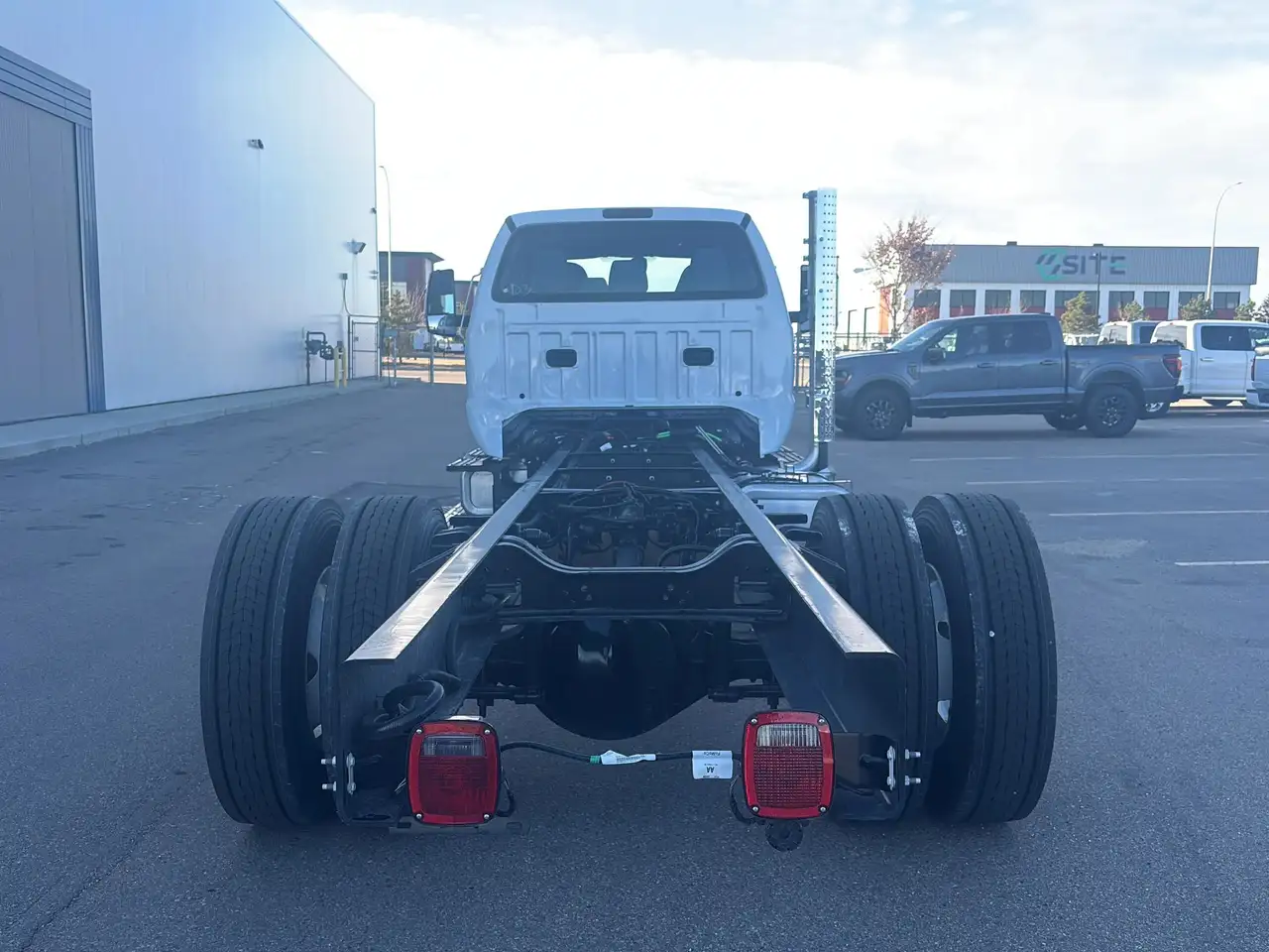 Ford F-750 Super Duty снимка Ford F-750 Super Duty