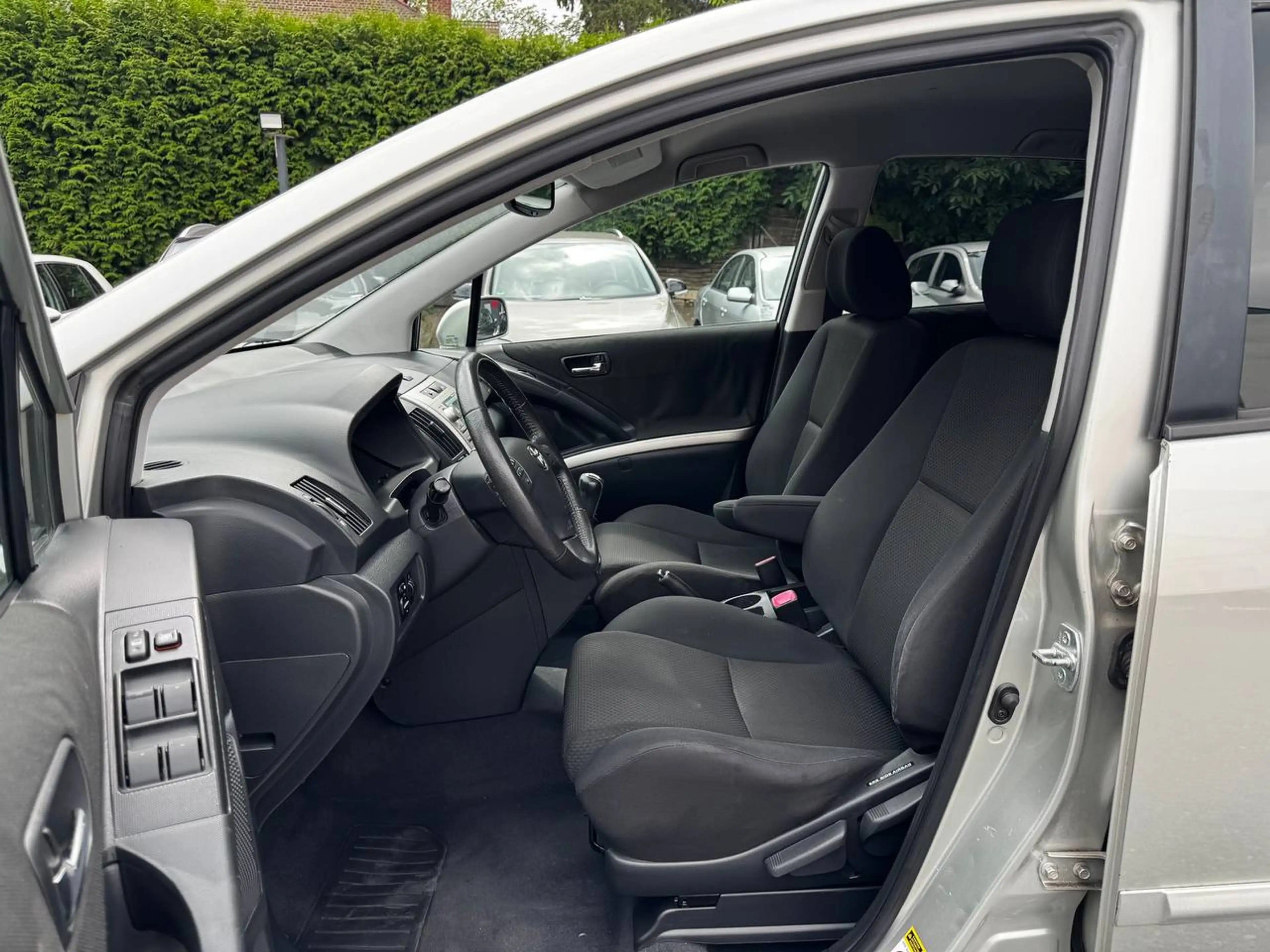 Toyota Corolla Verso Corolla Verso 1.8 Luna — photo 12