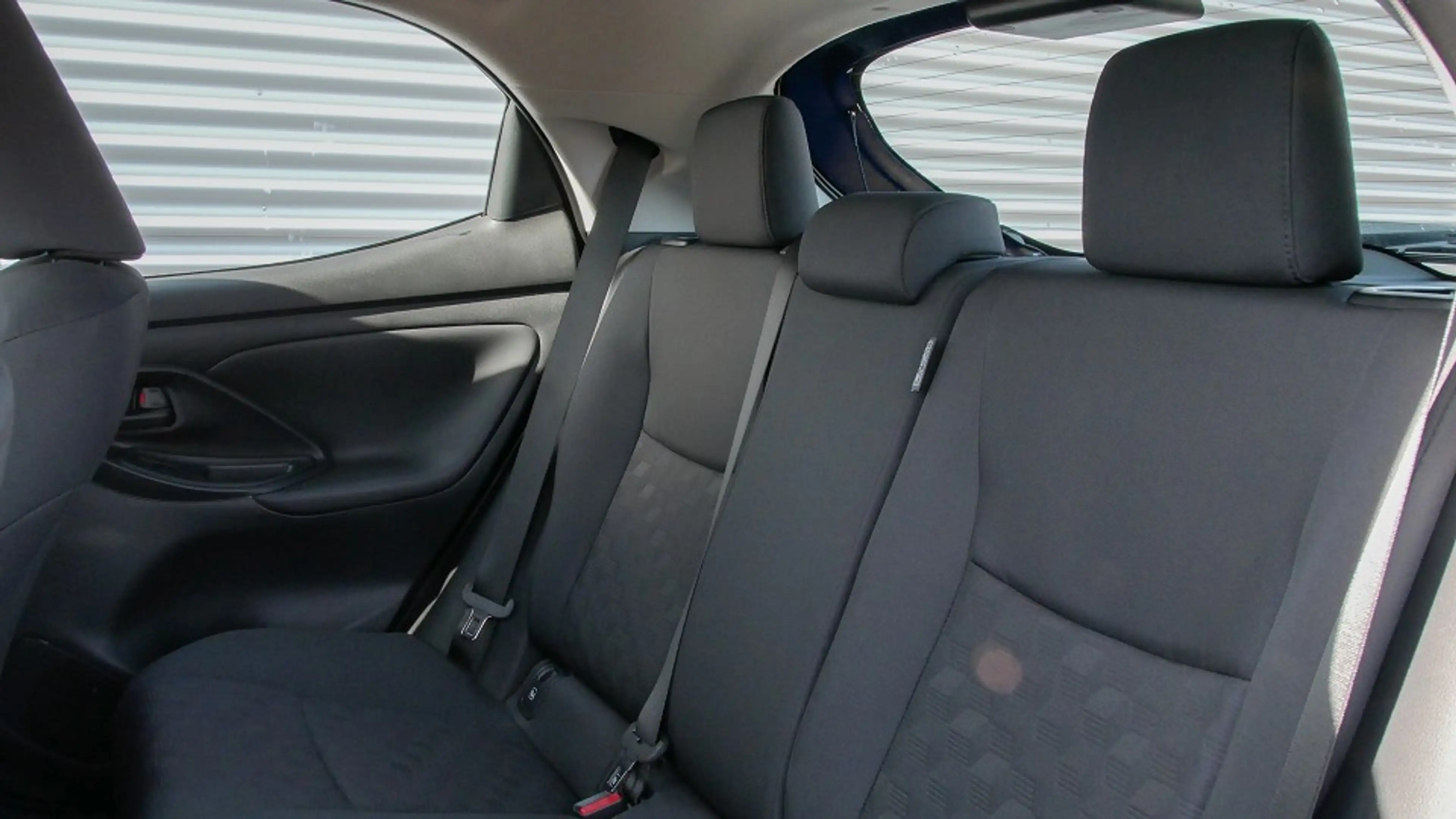 Mazda 2 Hybrid 1.5 VVT-i 116 PS CENTRE-LINE — photo 12