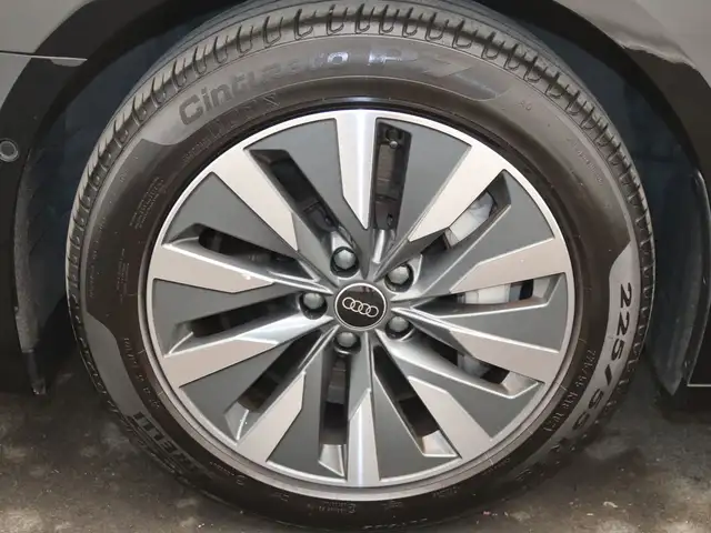 Audi A6 view 15