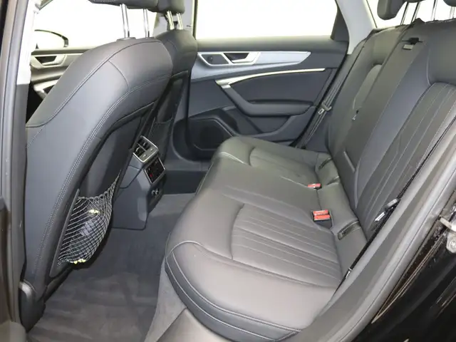 Audi A6 view 13