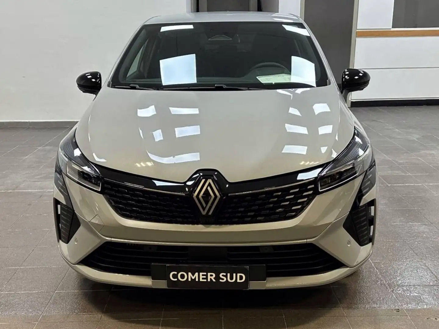 Renault Clio 1.0 ECO-G Techno Grau - 2