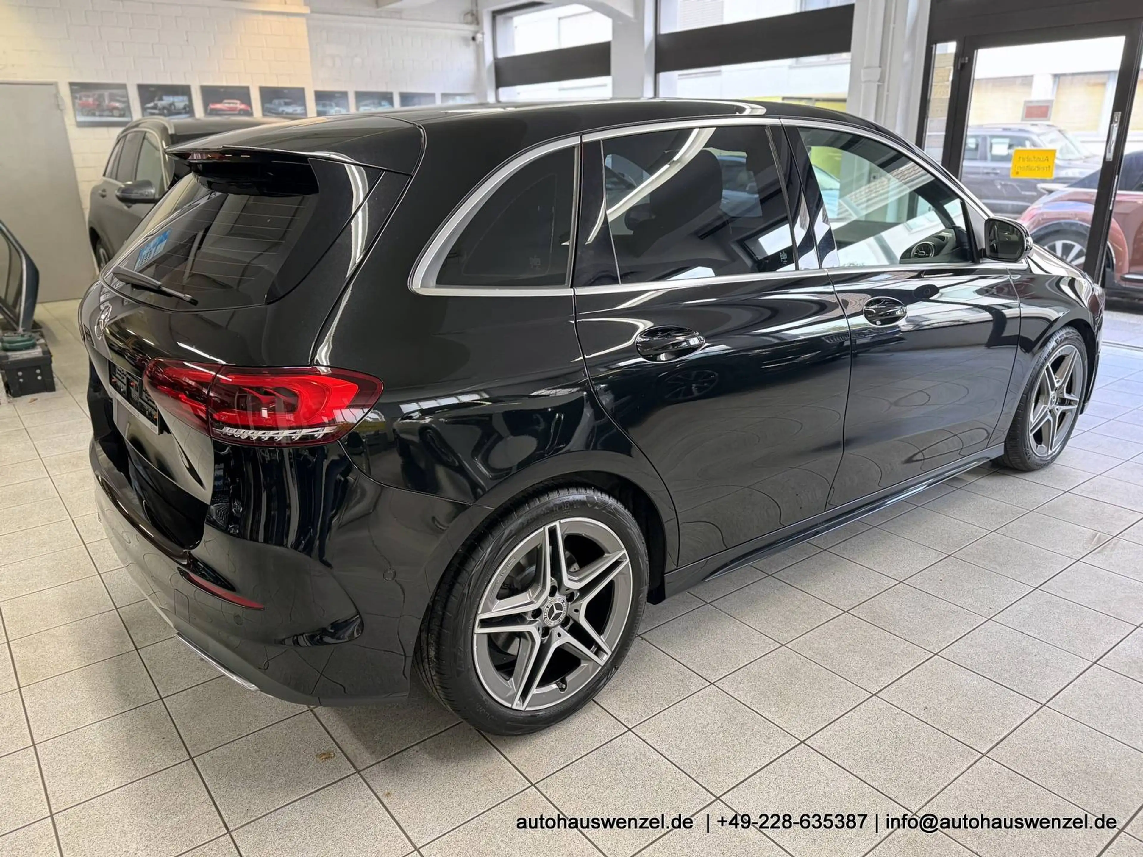 Mercedes-Benz B 220 4Matic AMG - DISTRONIC PANORAMA STANDHEIZUNG MULTIBEAM HEAD-UP  u.v.m. — photo 7