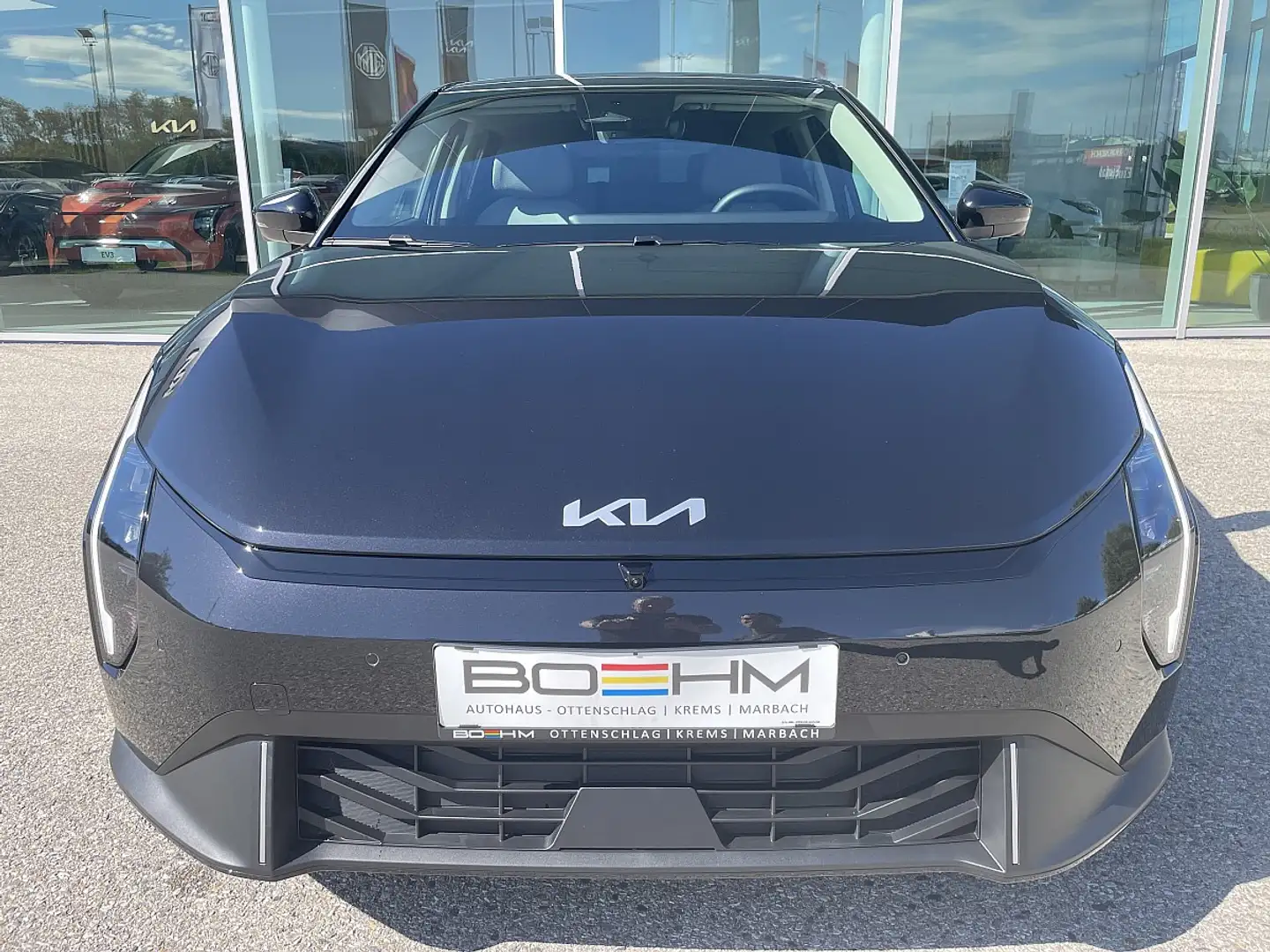 Kia EV4 Hatchback Earth Plus Schwarz - 2