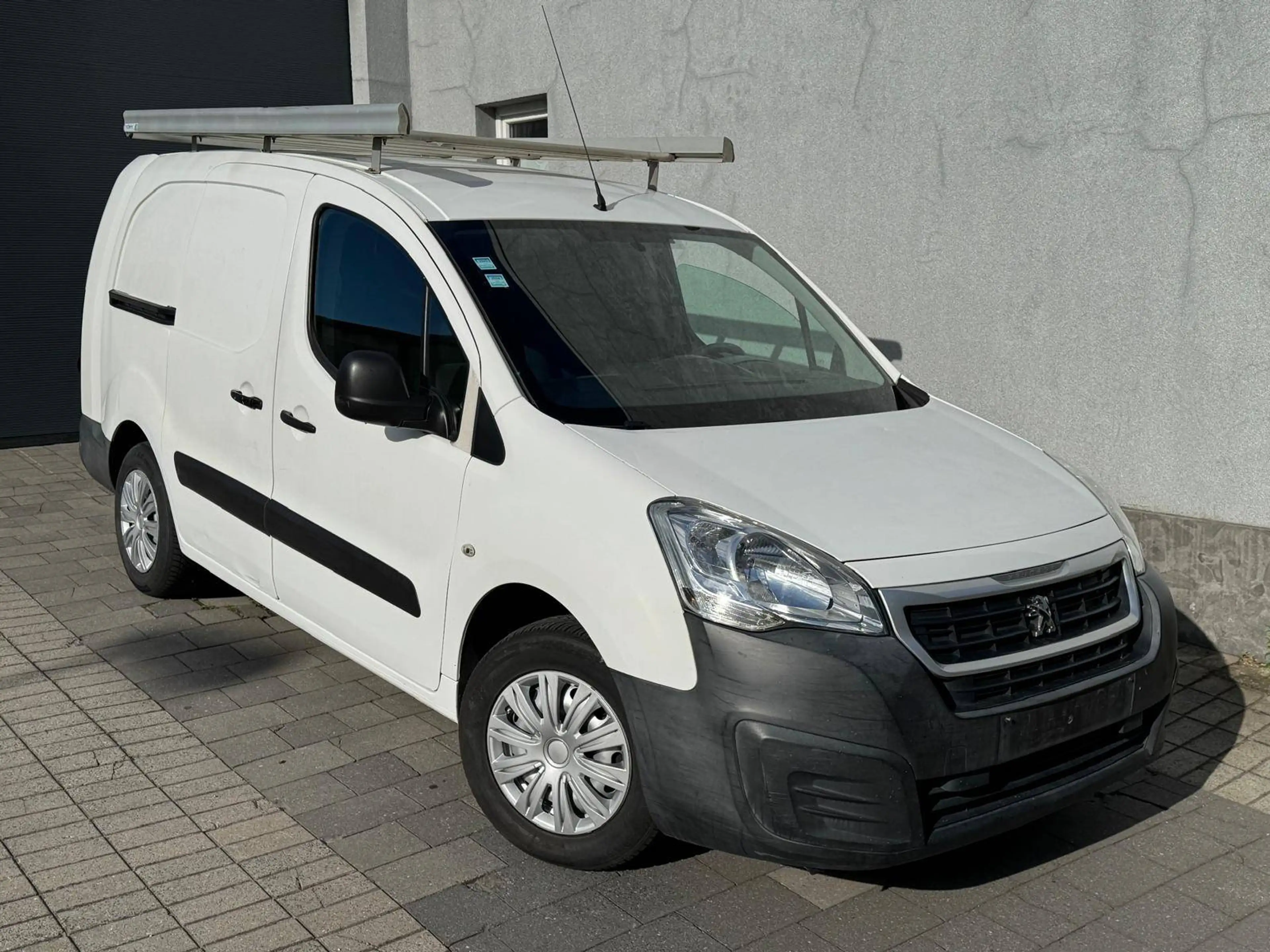 Peugeot Partner 1.6 BlueHDi L2H1 Pro 121 LICHTE VRACHT EURO 6B