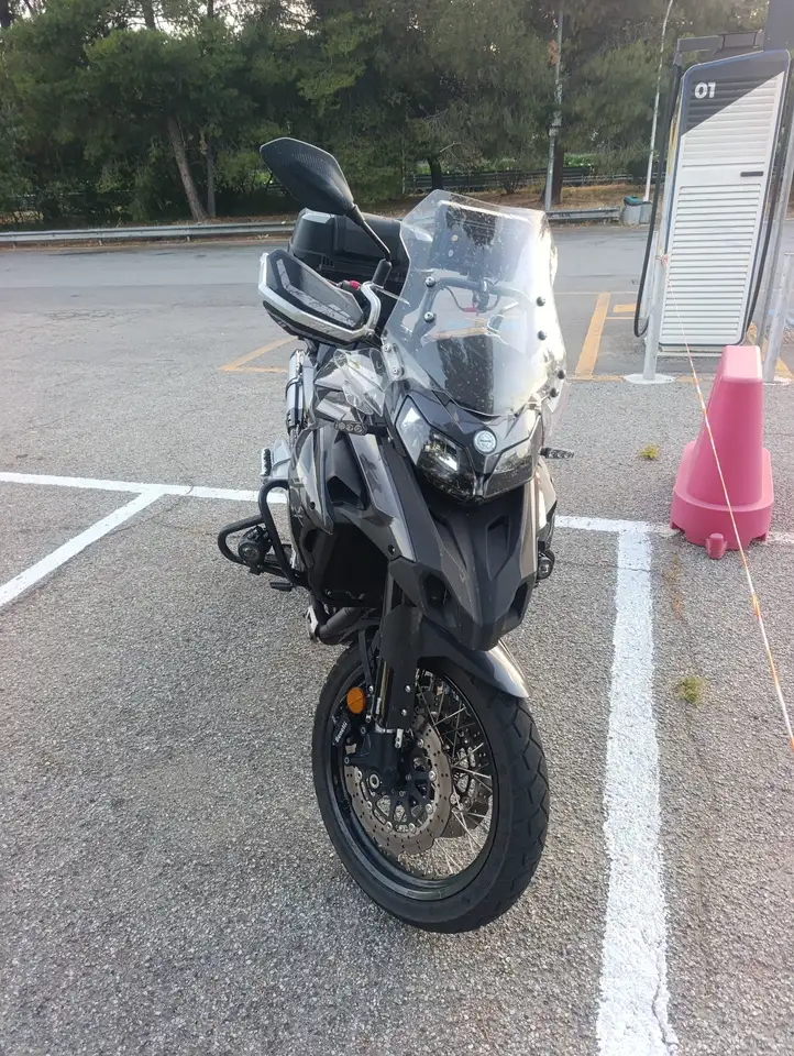 Benelli TRK 502
