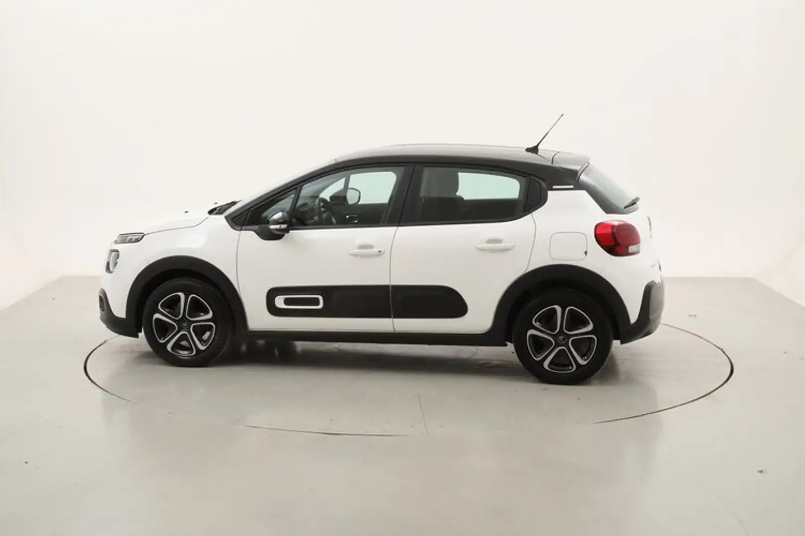 Citroen C3 Feel Pack 1.2 Benzina 83CV Bianco - 2