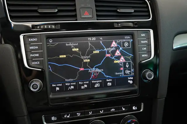 Volkswagen Golf view 14