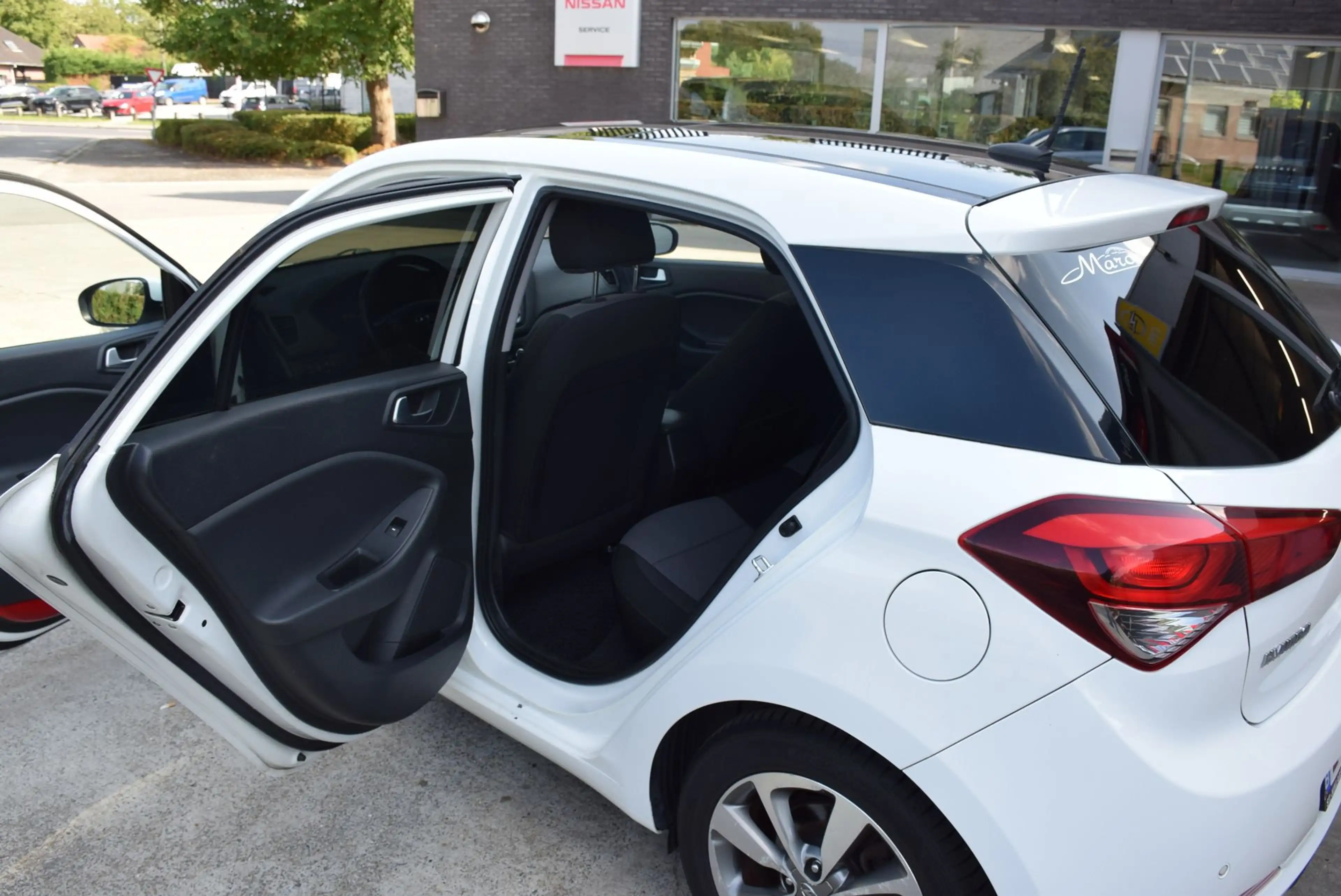 Hyundai i20 Pop — photo 3