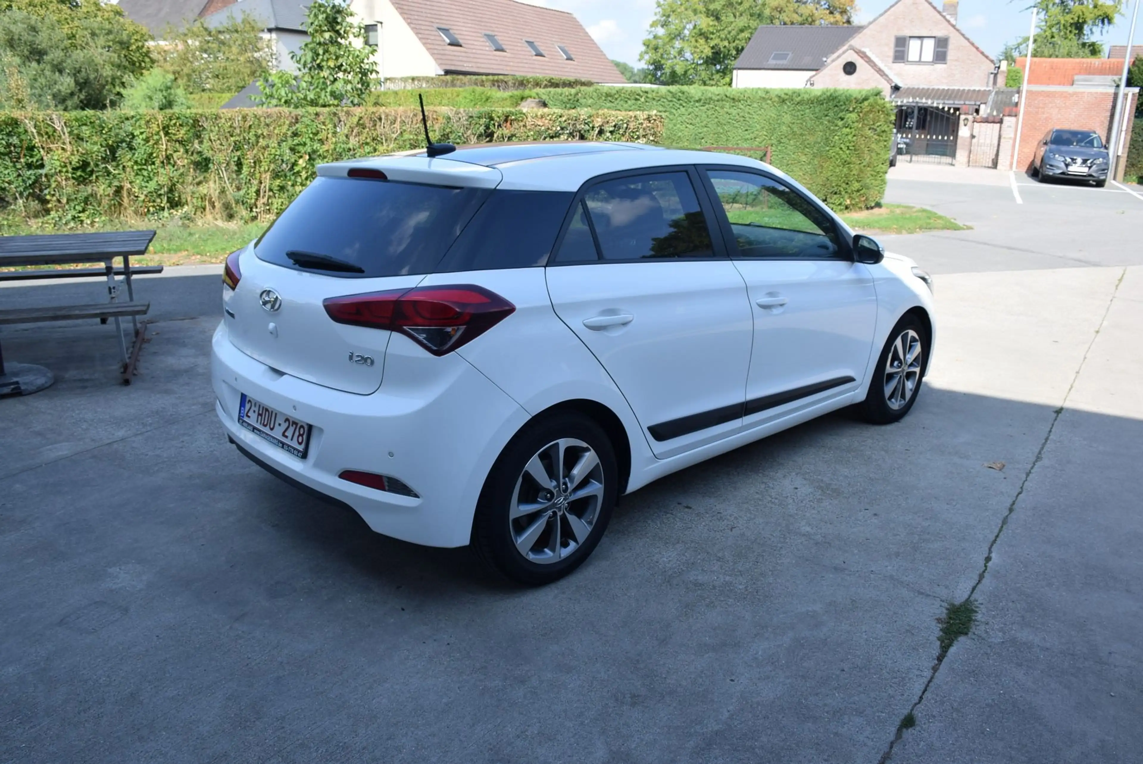 Hyundai i20 Pop — photo 8