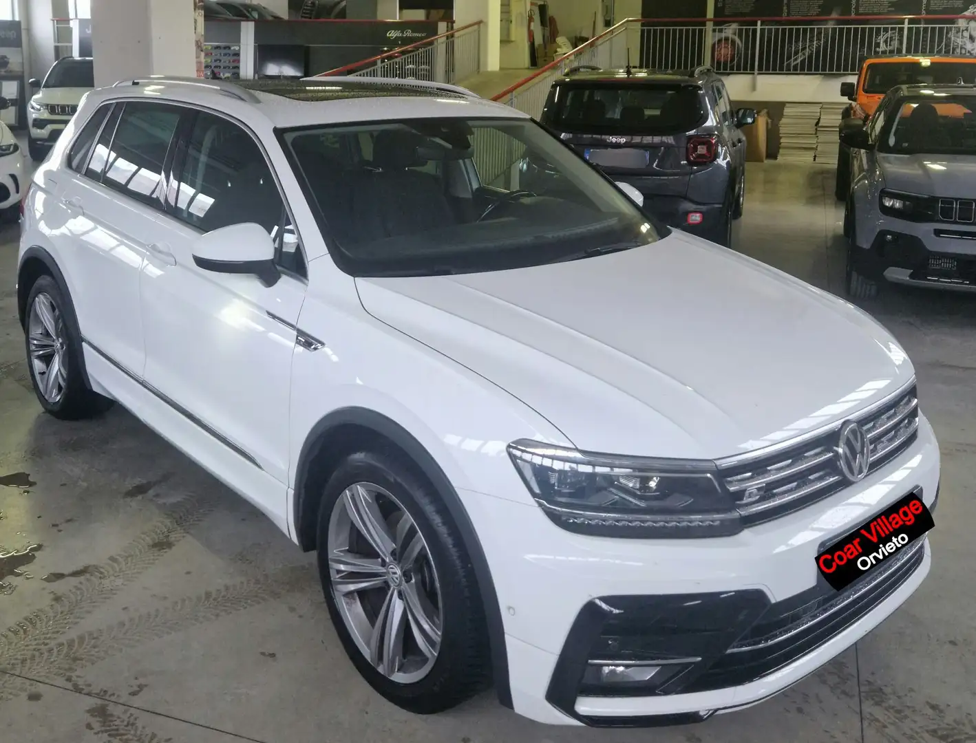 Volkswagen Tiguan Tiguan 2.0 tdi DSG R-Line exterior pack Blanc - 1