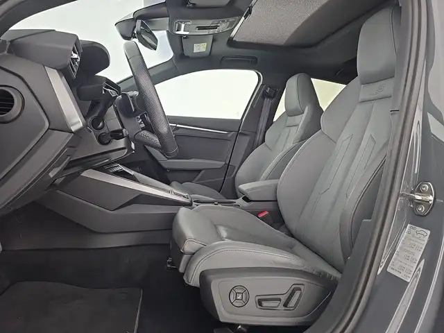 Audi S3 view 10