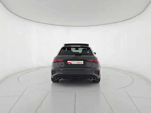 Audi S3 view 4