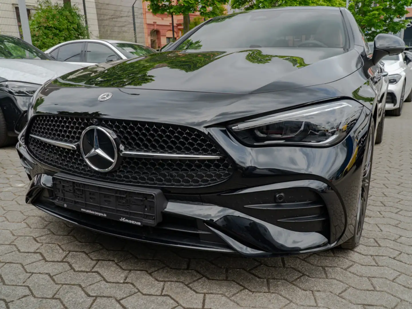 Mercedes-Benz CLE 220 d Coupé AMG-Sport/360/Pano/Night/Distr Schwarz - 2
