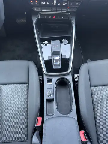 Audi A3 view 14