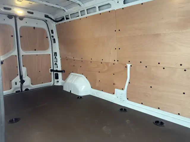 Renault Master view 8