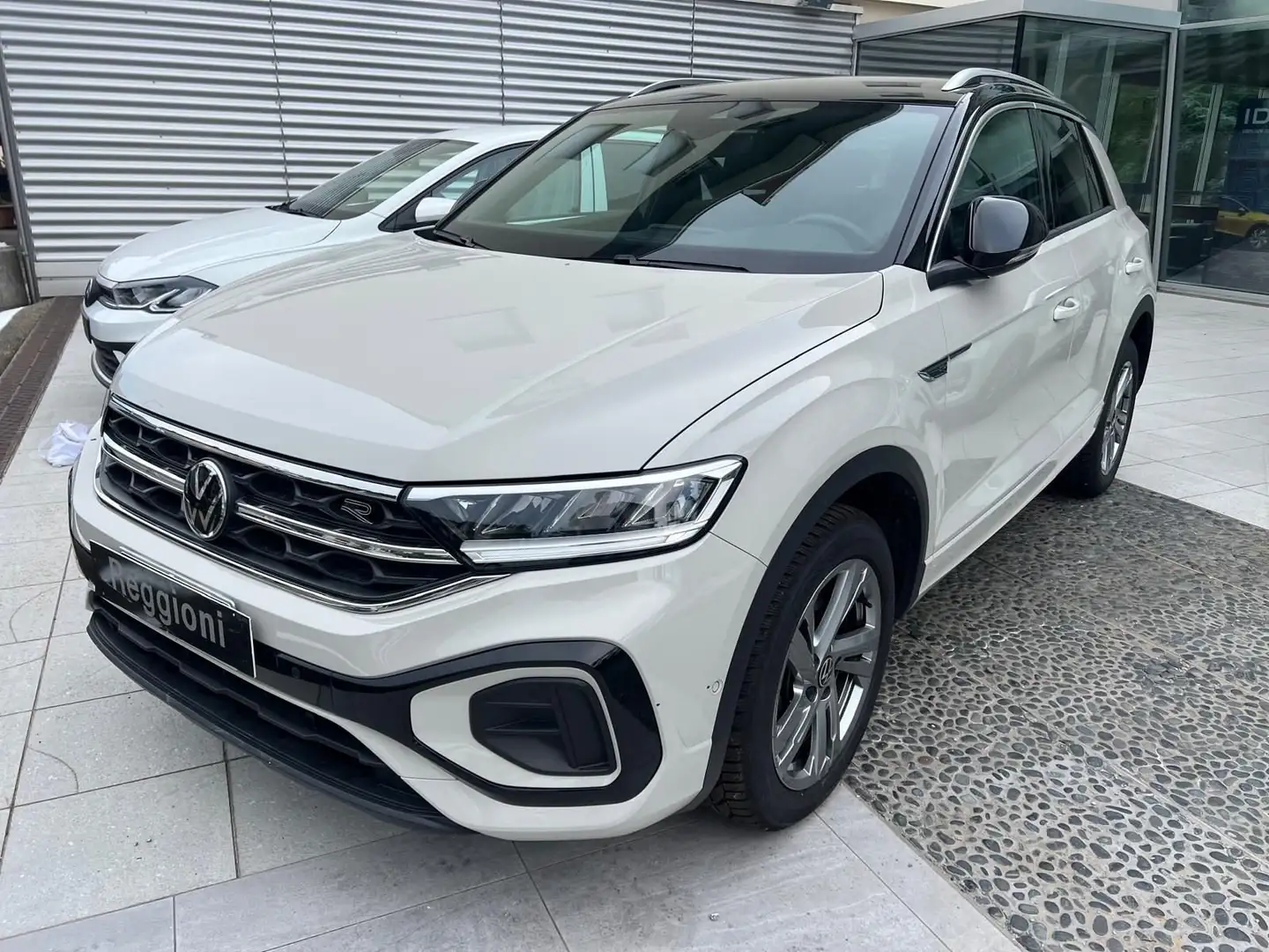 Volkswagen T-Roc 1.0 TSI R-Line Beige - 1