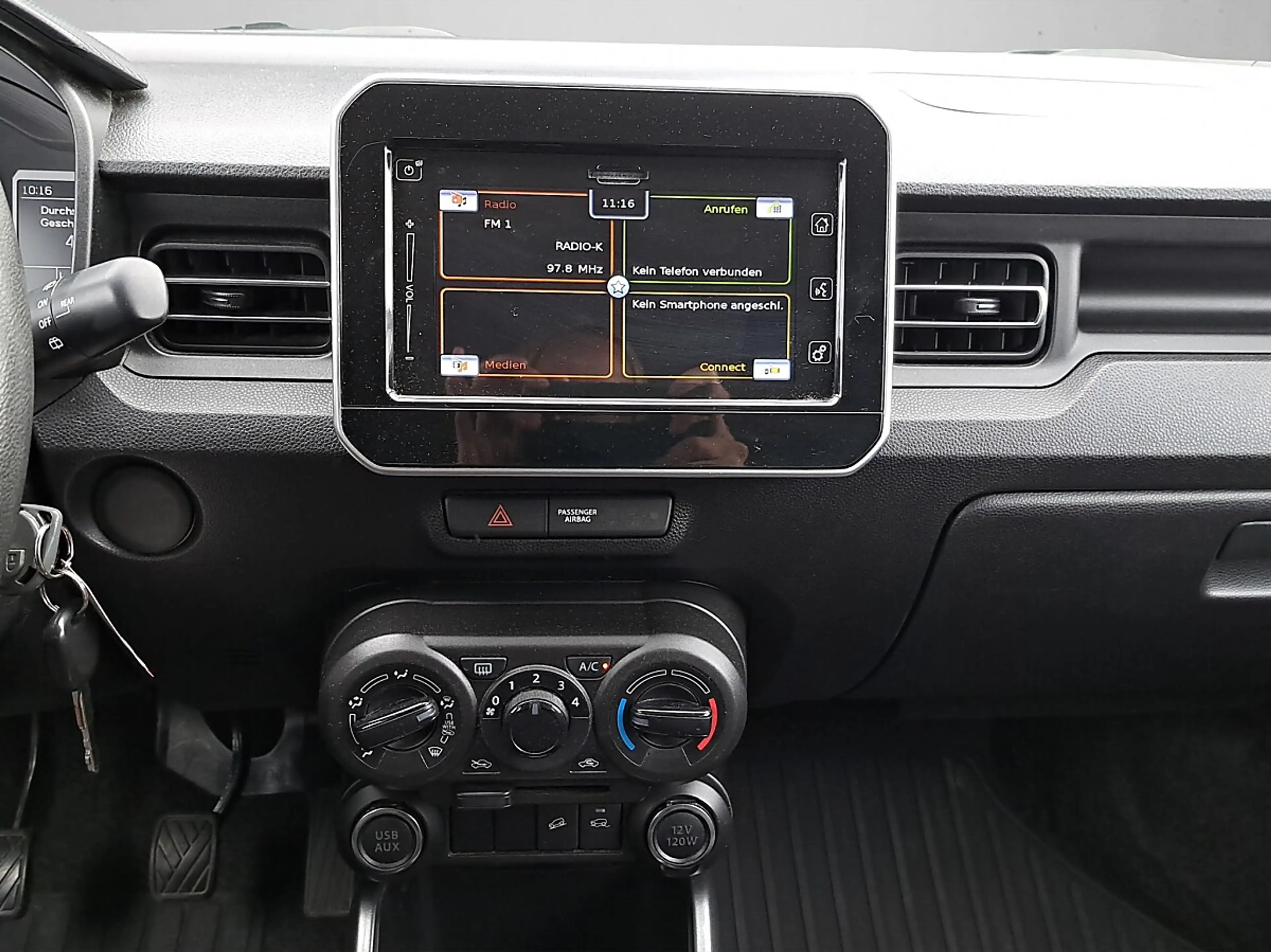 Suzuki Ignis 1,2 Dualjet Hybrid Allgrip Shine — photo 15