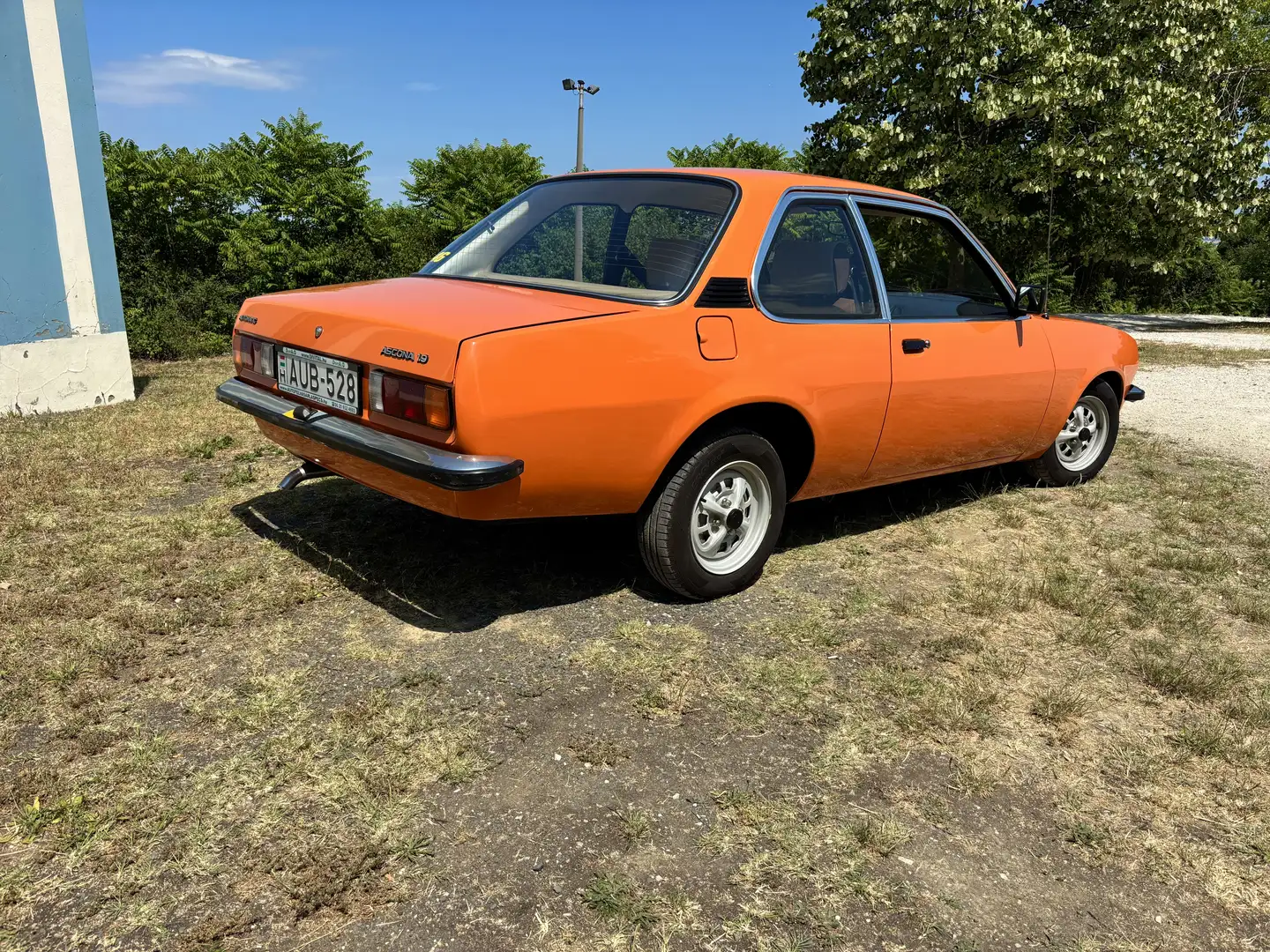 Opel Ascona B - 2