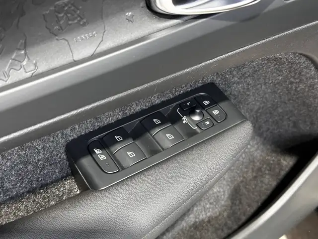 Volvo XC40 view 22