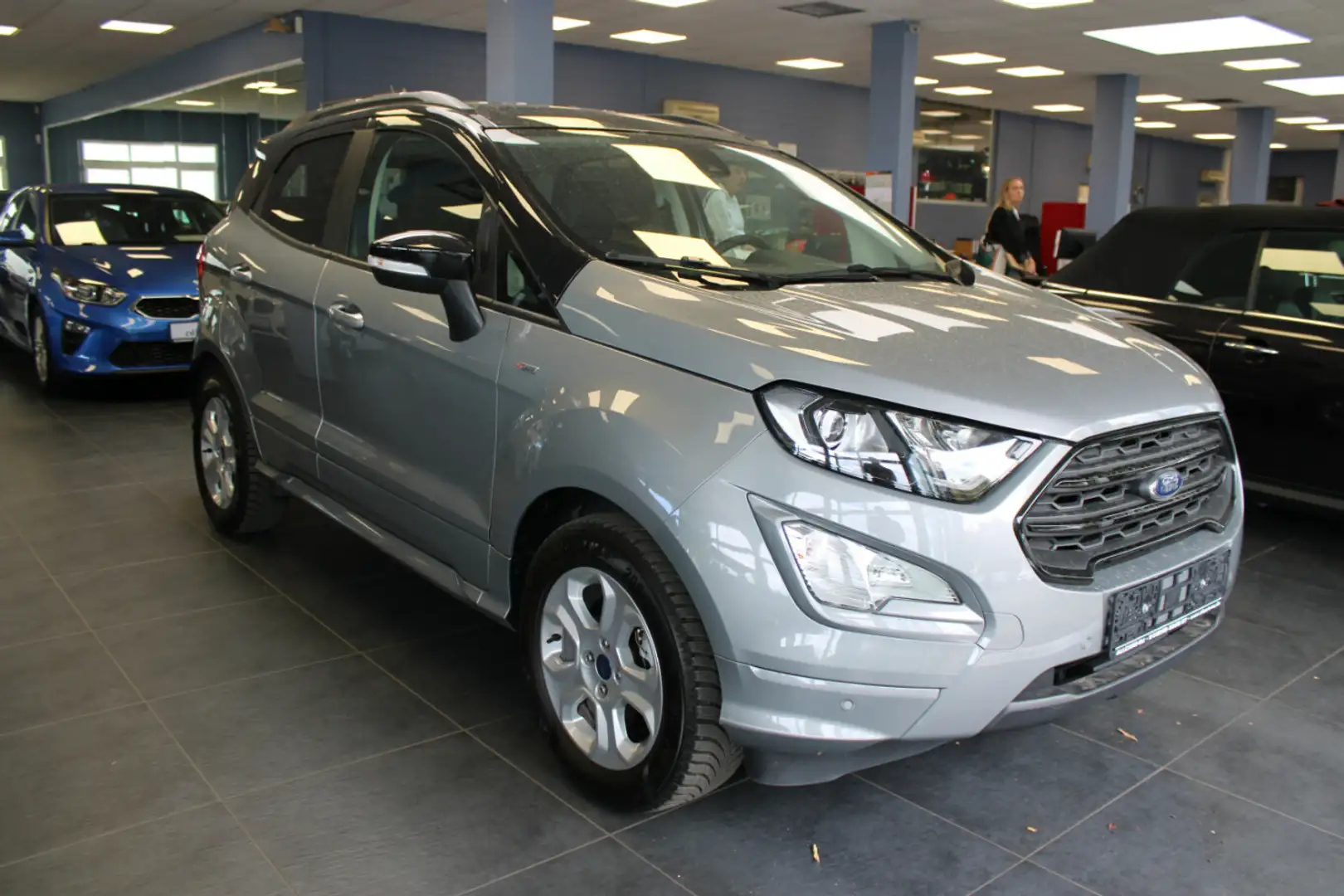 Ford Escort 1.0 EcoBoost Titanium Grigio - 1