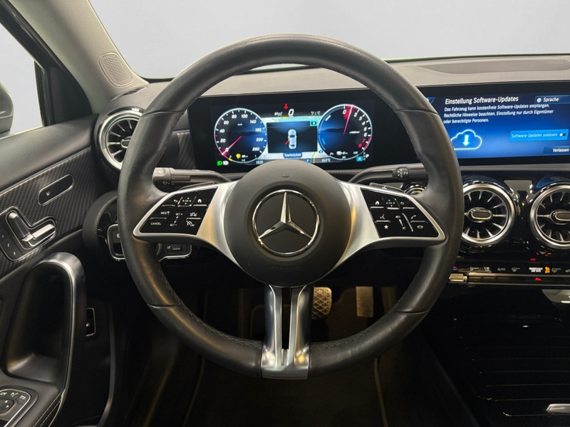 Mercedes-Benz A 250 e Lim PROGRESSIVE|DISTR|KAM|MEMO|LED|KEYL| — photo 14