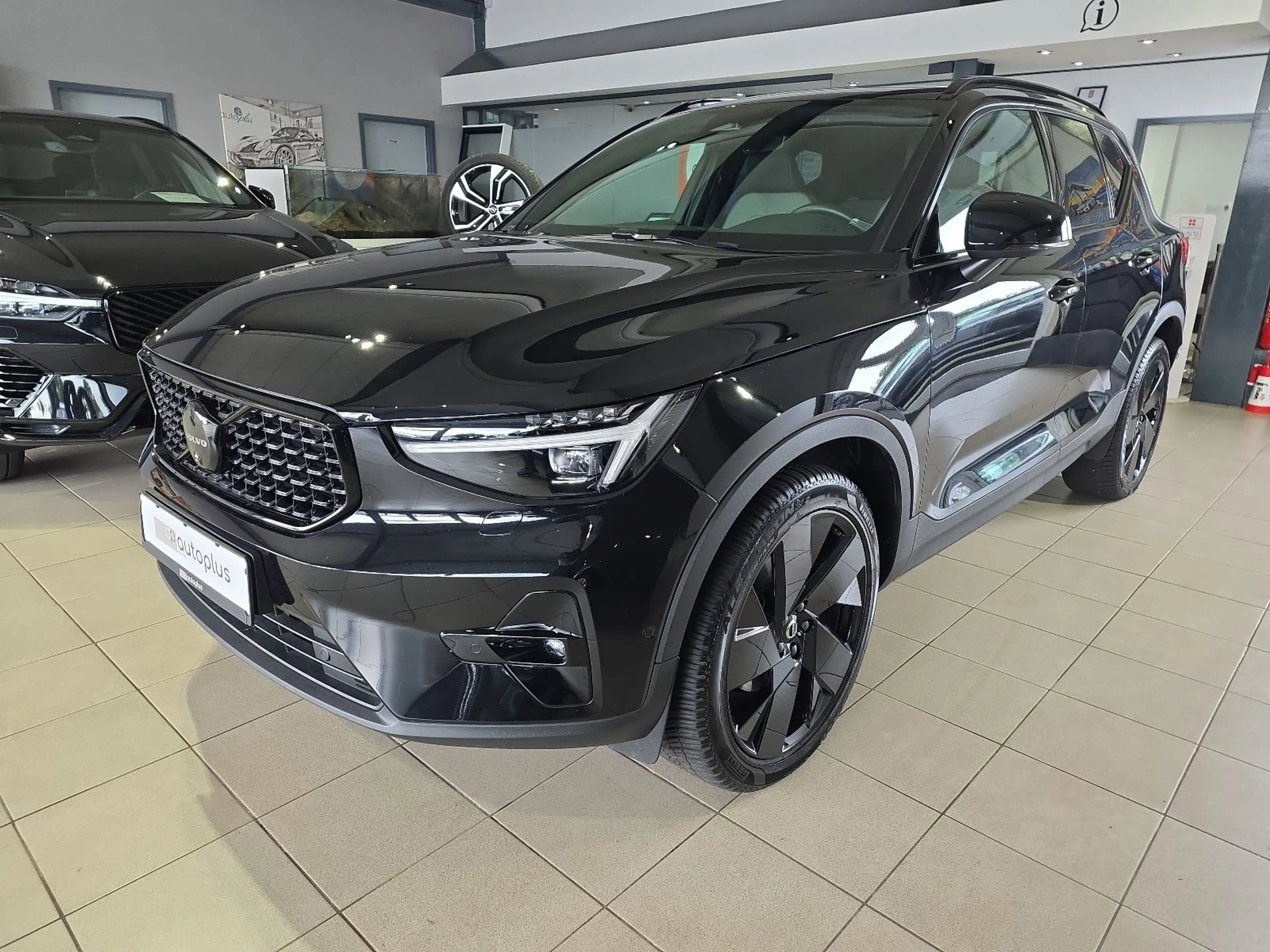 Volvo XC40 B4 Plus Black Edition ACC BLIS Pano 360°
