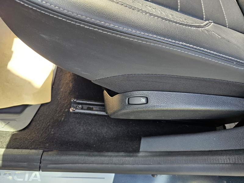 Dacia Lodgy — photo 15
