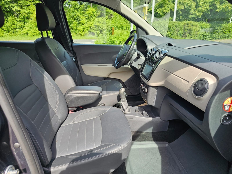 Dacia Lodgy — photo 12
