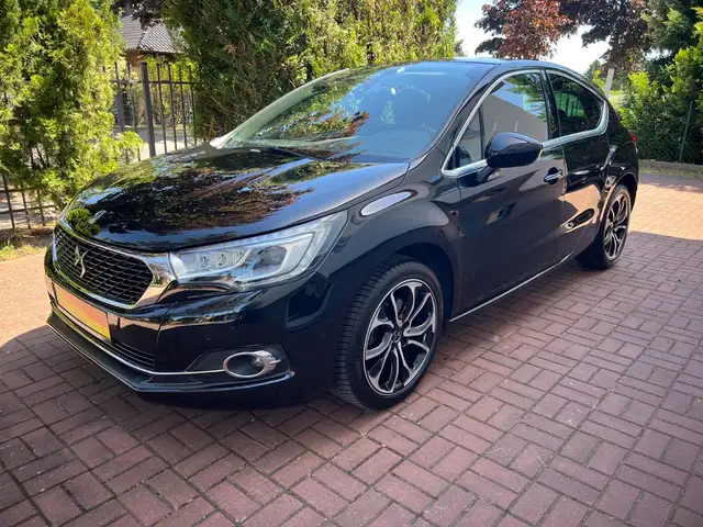 DS Automobiles DS 4