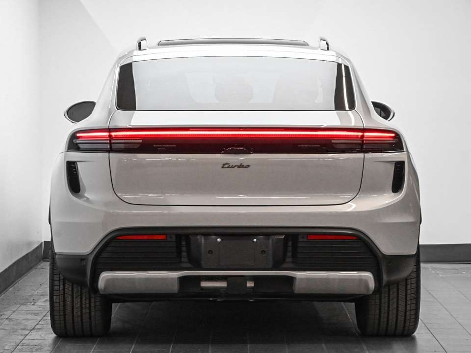 2024 Porsche Macan Turbo Electric - PORSCHE CERTIFIED EXT WARRANTY / alt 4