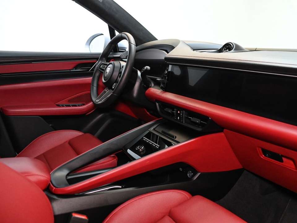 2024 Porsche Macan Turbo Electric - PORSCHE CERTIFIED EXT WARRANTY / thumb 16