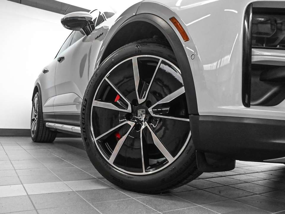 2024 Porsche Macan Turbo Electric - PORSCHE CERTIFIED EXT WARRANTY / thumb 11