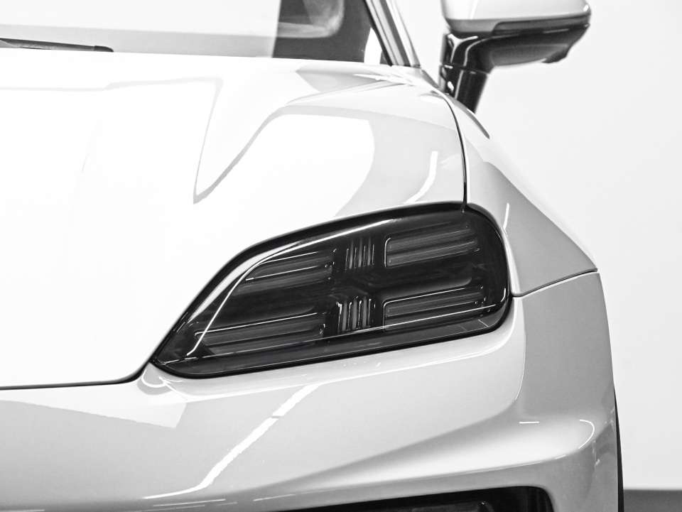 2024 Porsche Macan Turbo Electric - PORSCHE CERTIFIED EXT WARRANTY / thumb 8