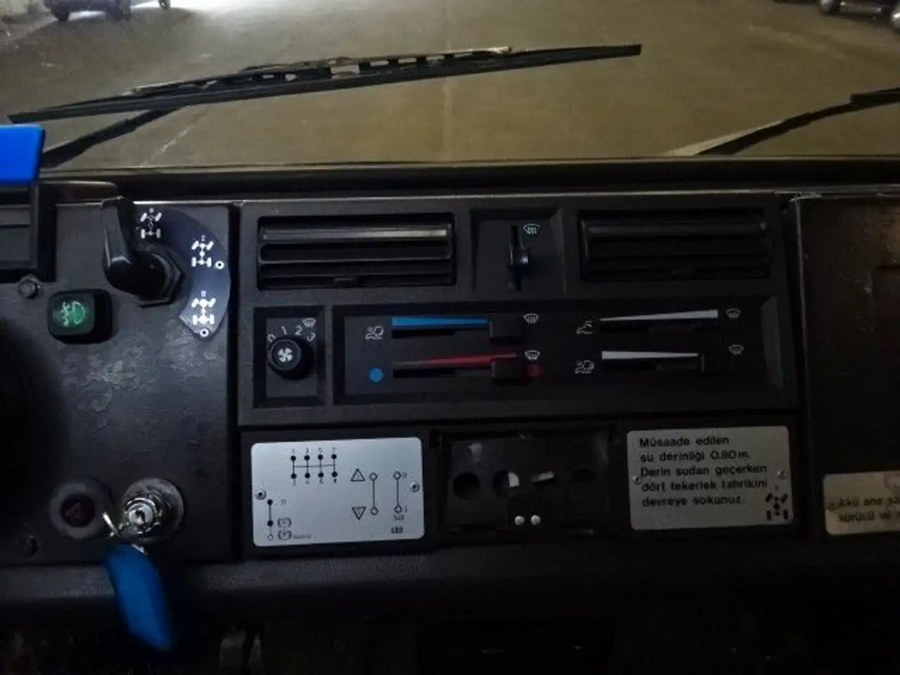 Unimog U 1300 L Turbo OM 366 Pritsche 4x4, foto 11