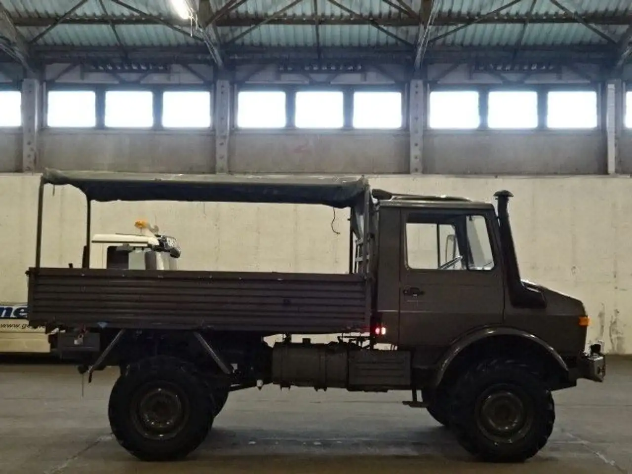Unimog U 1300 L Turbo OM 366 Pritsche 4x4, foto 6