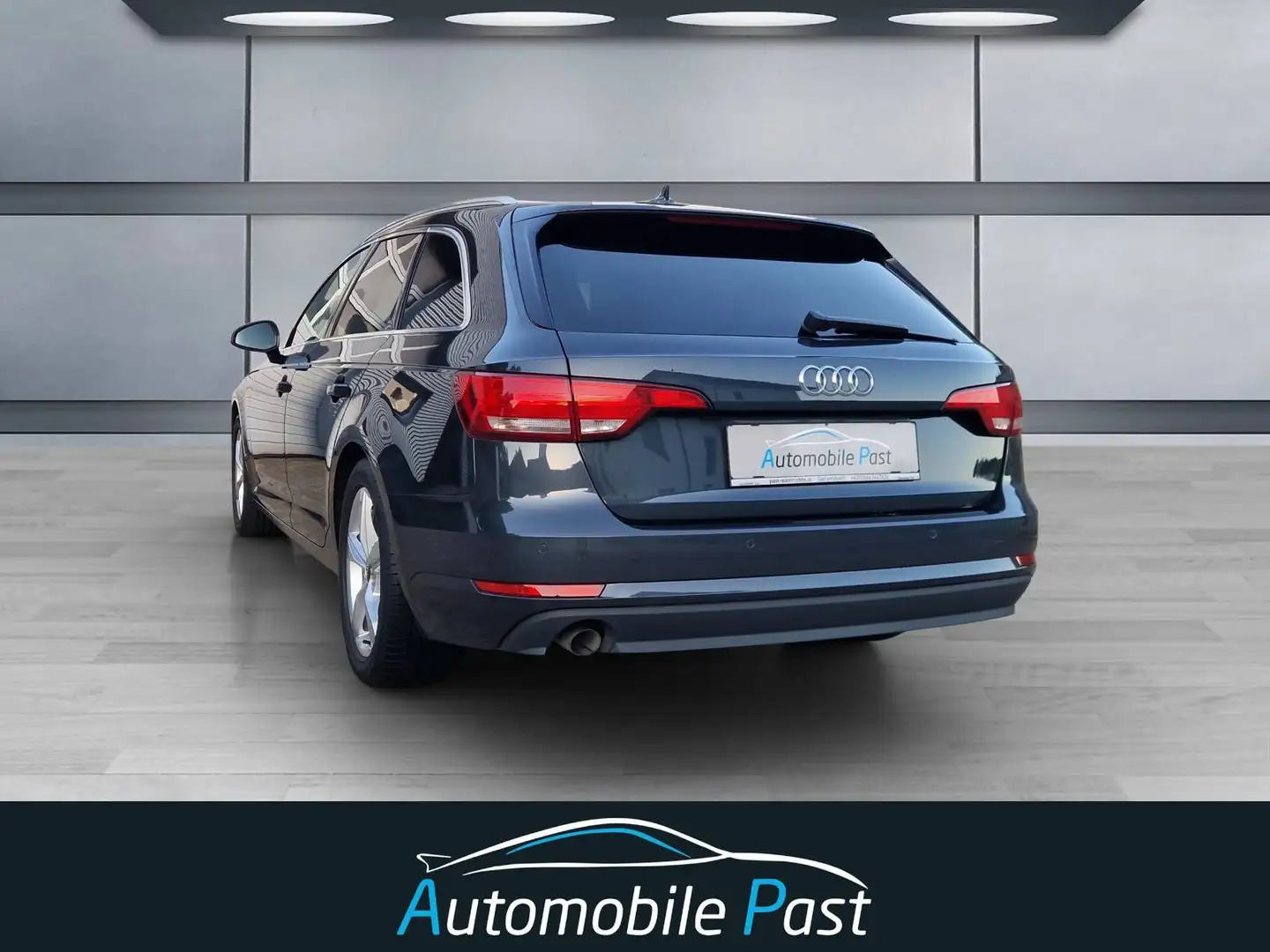 Audi A4 A4 Avant 2,0 TDI, Navigation*Xenon*Manhattengrau!!! Grau - 2